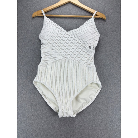 Coco Reef Contours Swimsuit Womens 12/36c Shapemaker White Crochet One Piece NWT - Picture 1 of 10